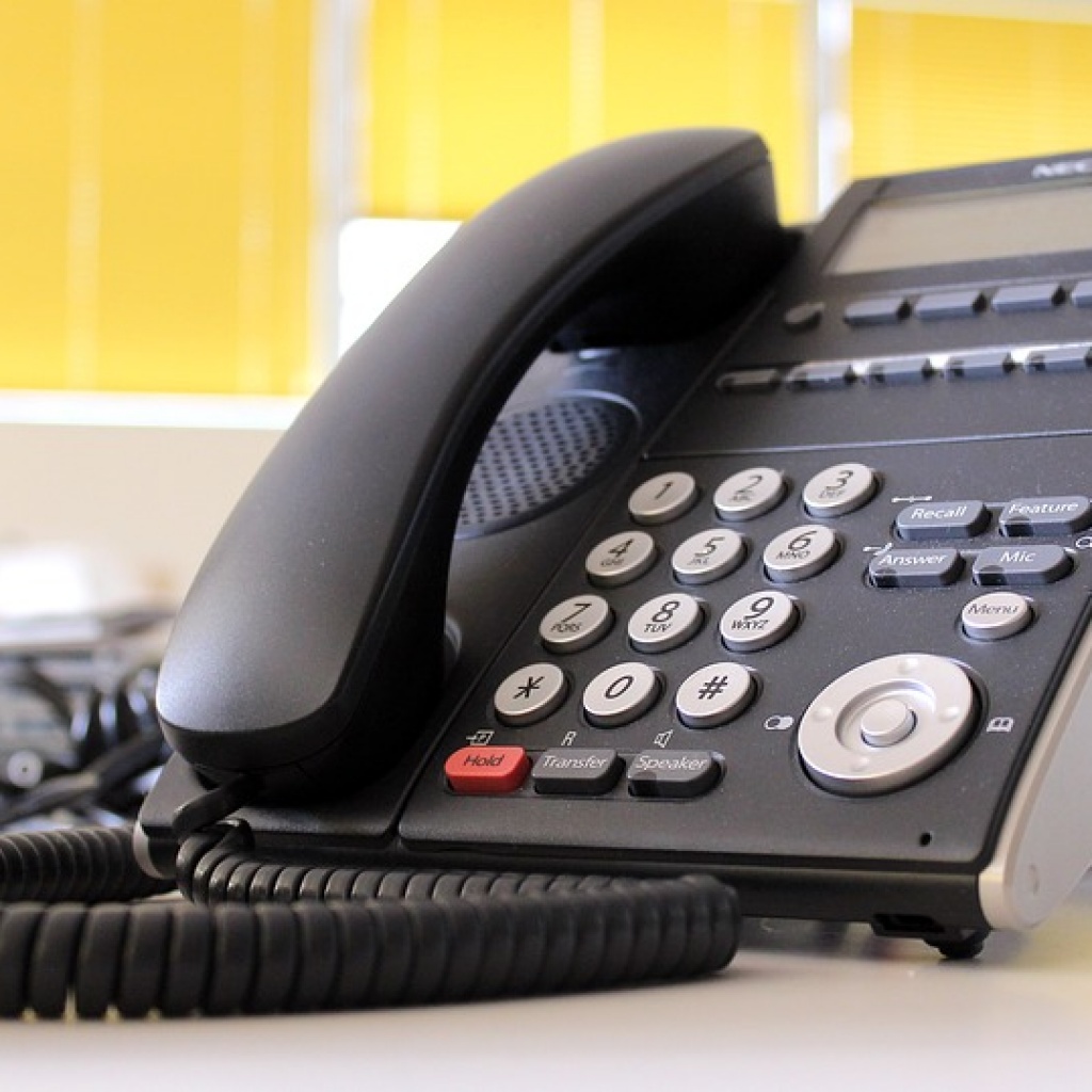 telefon desktop office pentru vanzari si call center